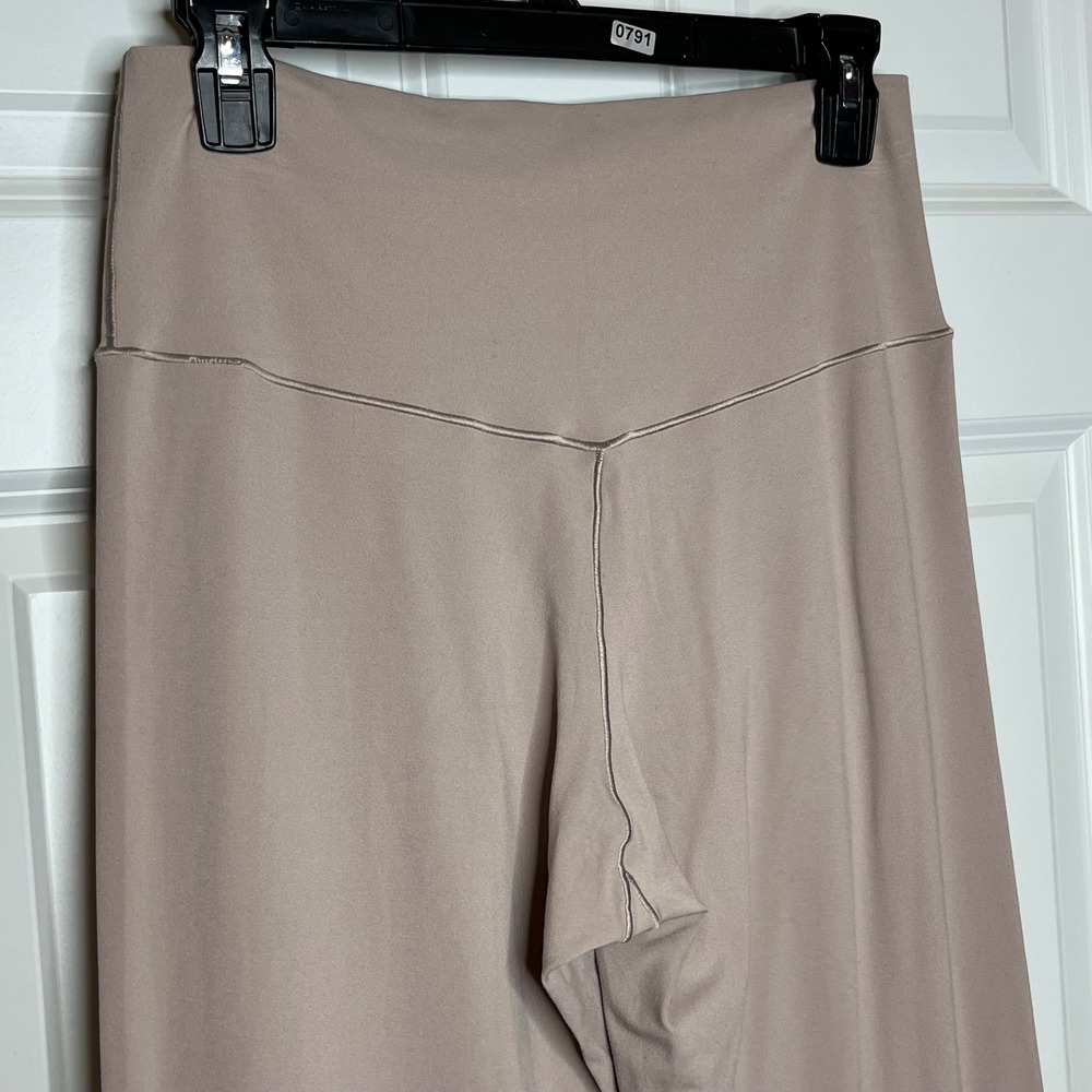 OFFLINE by Aerie XL Crossover High Waist Flare Leggings‎ Taupe Brown Yoga - Picture 4 of 5